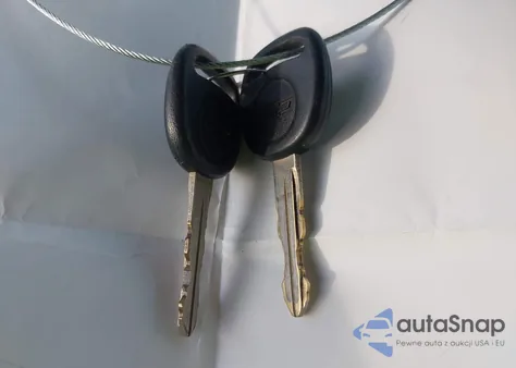 2002 Chevrolet S-10 Ls из США, поврежденный, VIN 1GCCS19W428214336